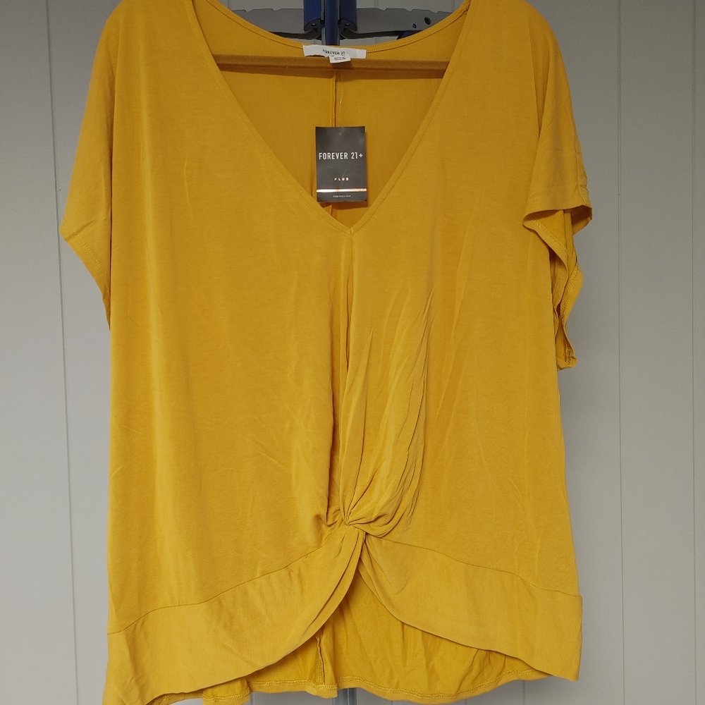 BNWT Golden Yellow F21+ Top